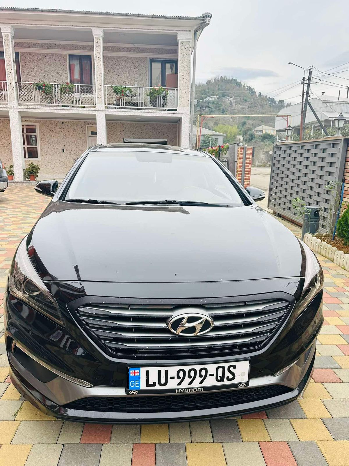 HYUNDAI Sonata