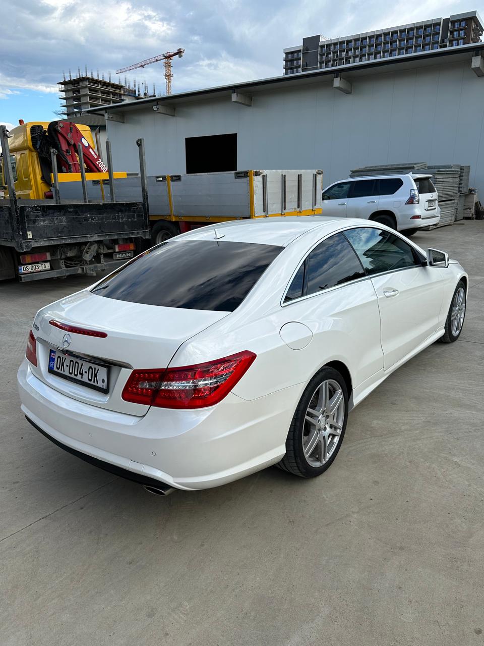 MERCEDES-BENZ E 350