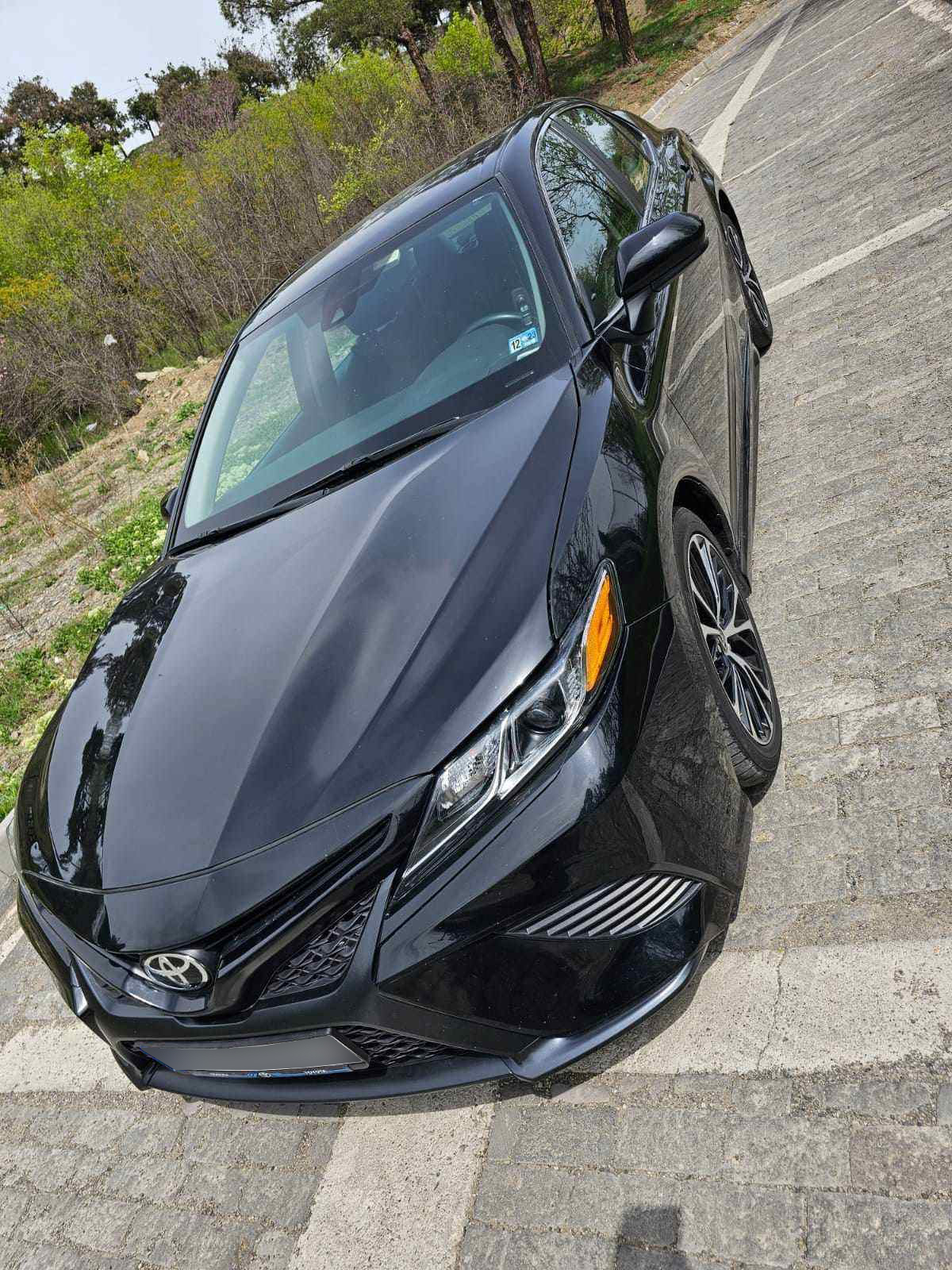 TOYOTA  Camry