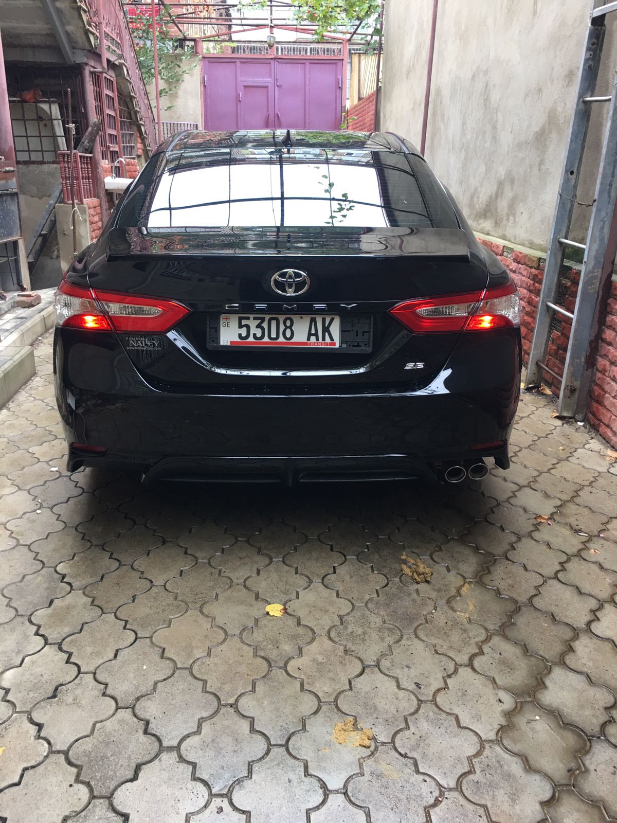 TOYOTA  Camry