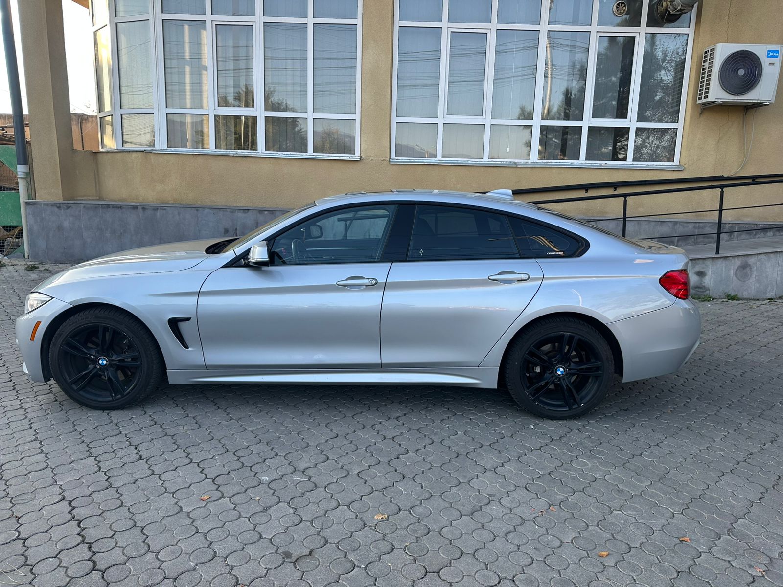 BMW 428