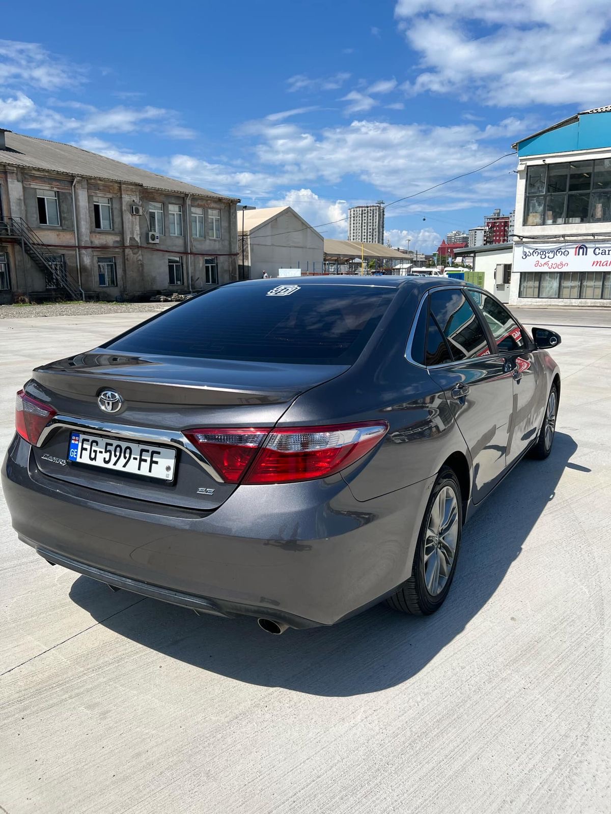 TOYOTA  Camry