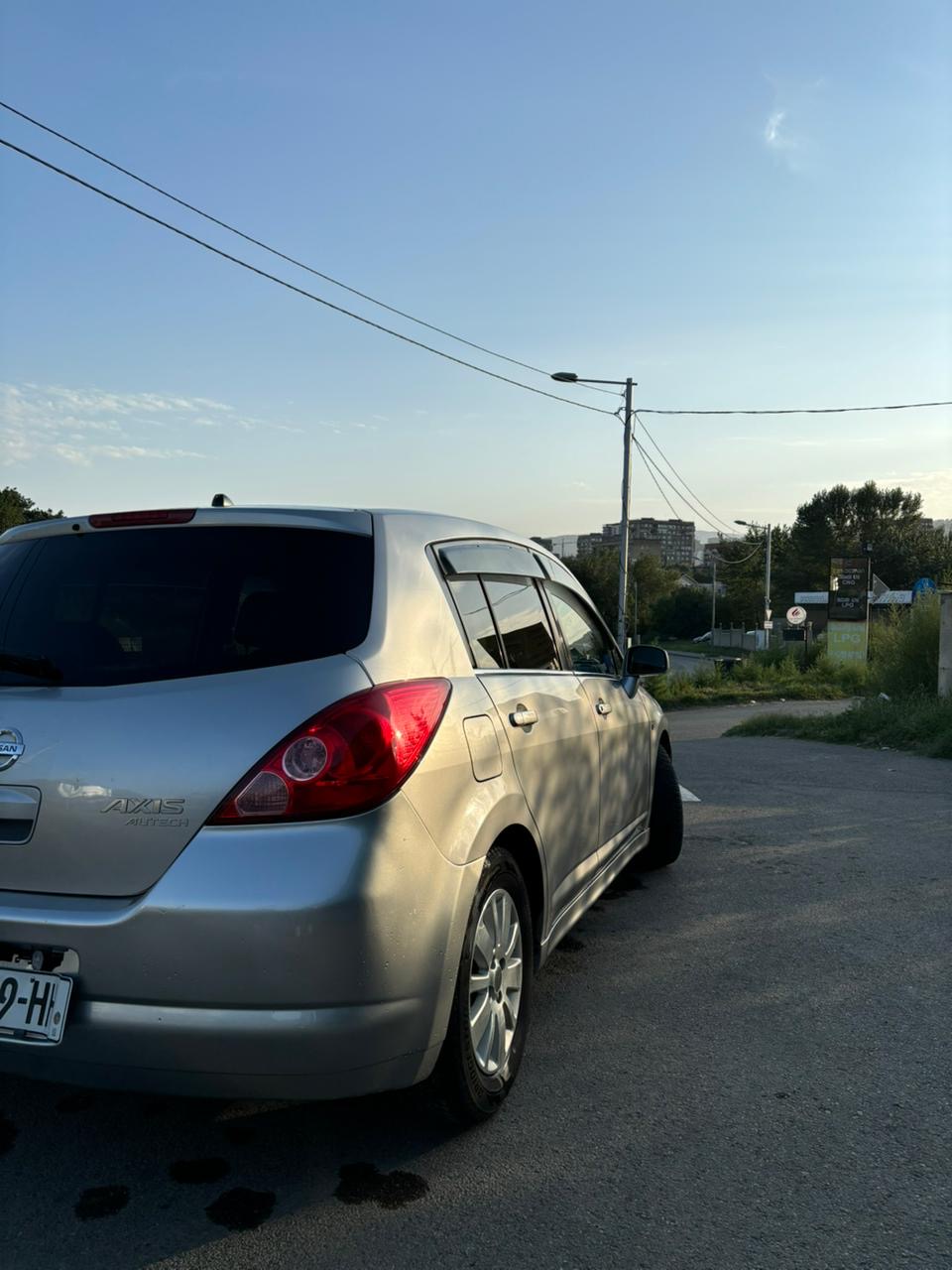 NISSAN Tiida