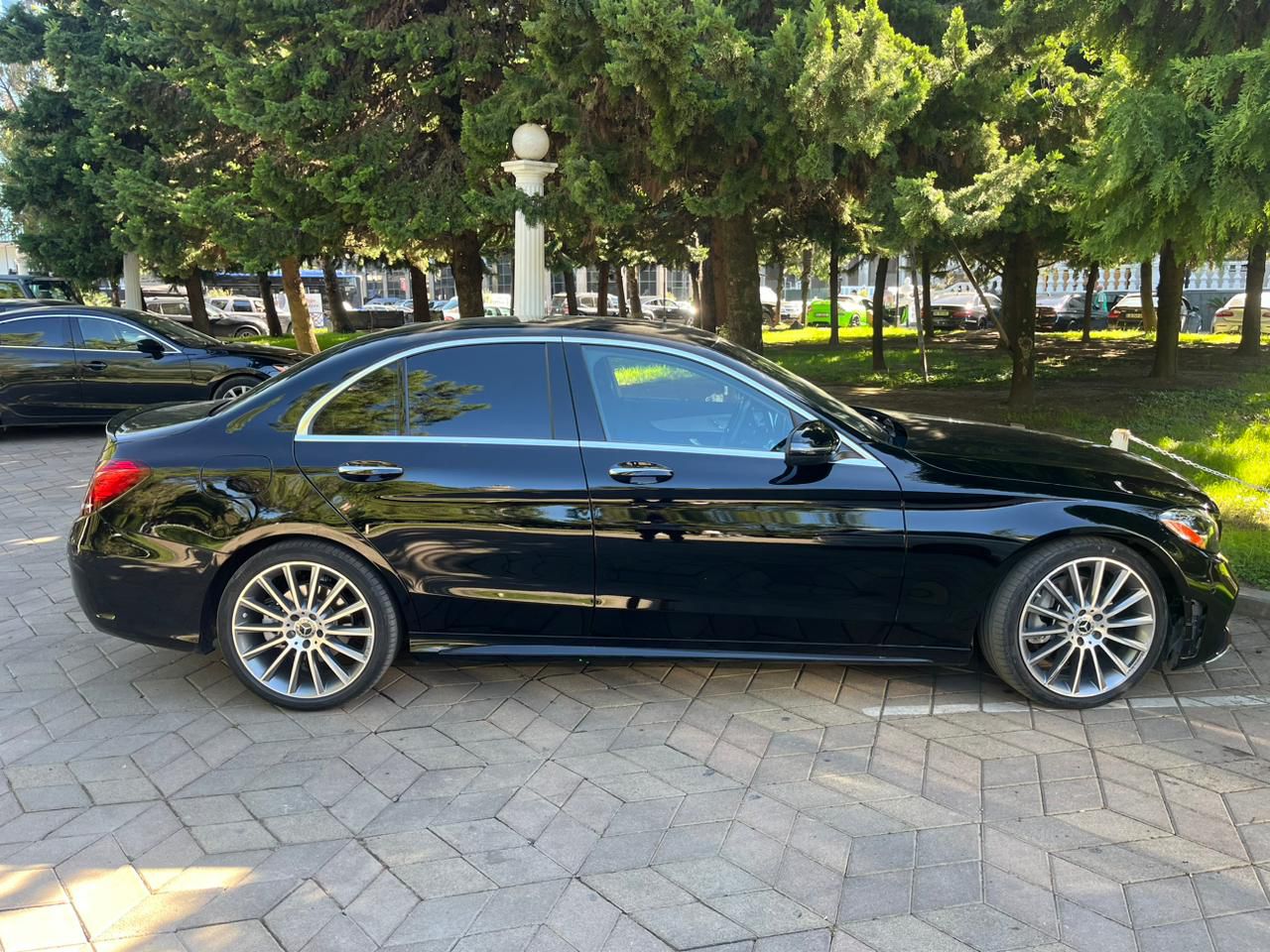 MERCEDES-BENZ C 300