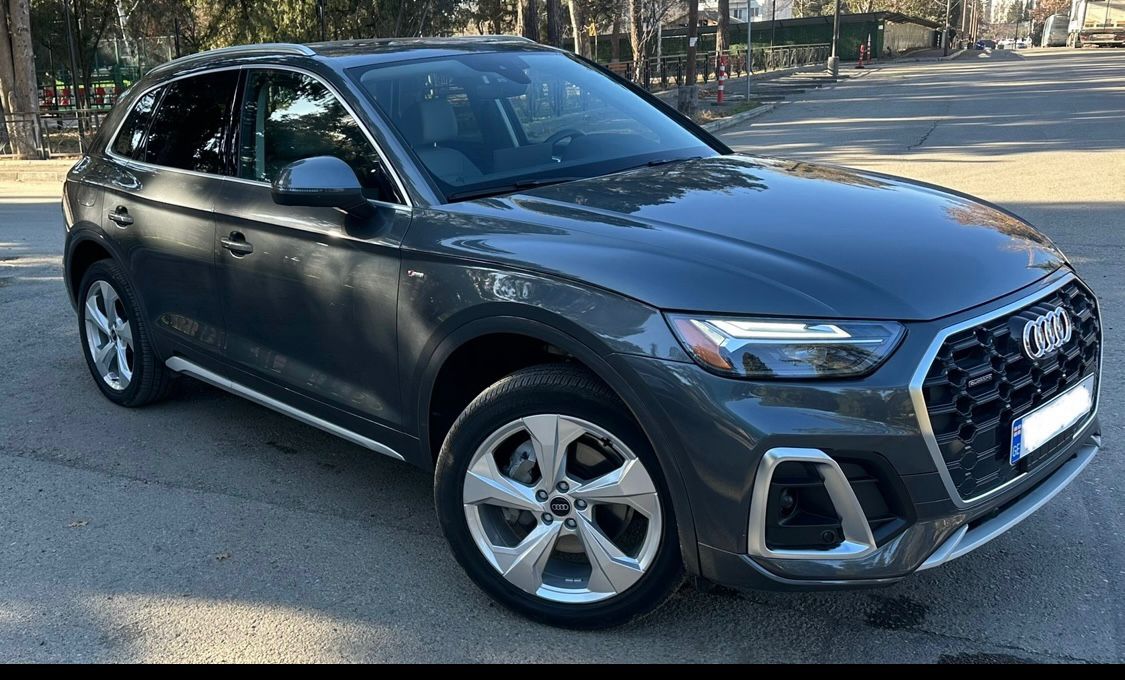 AUDI Q5