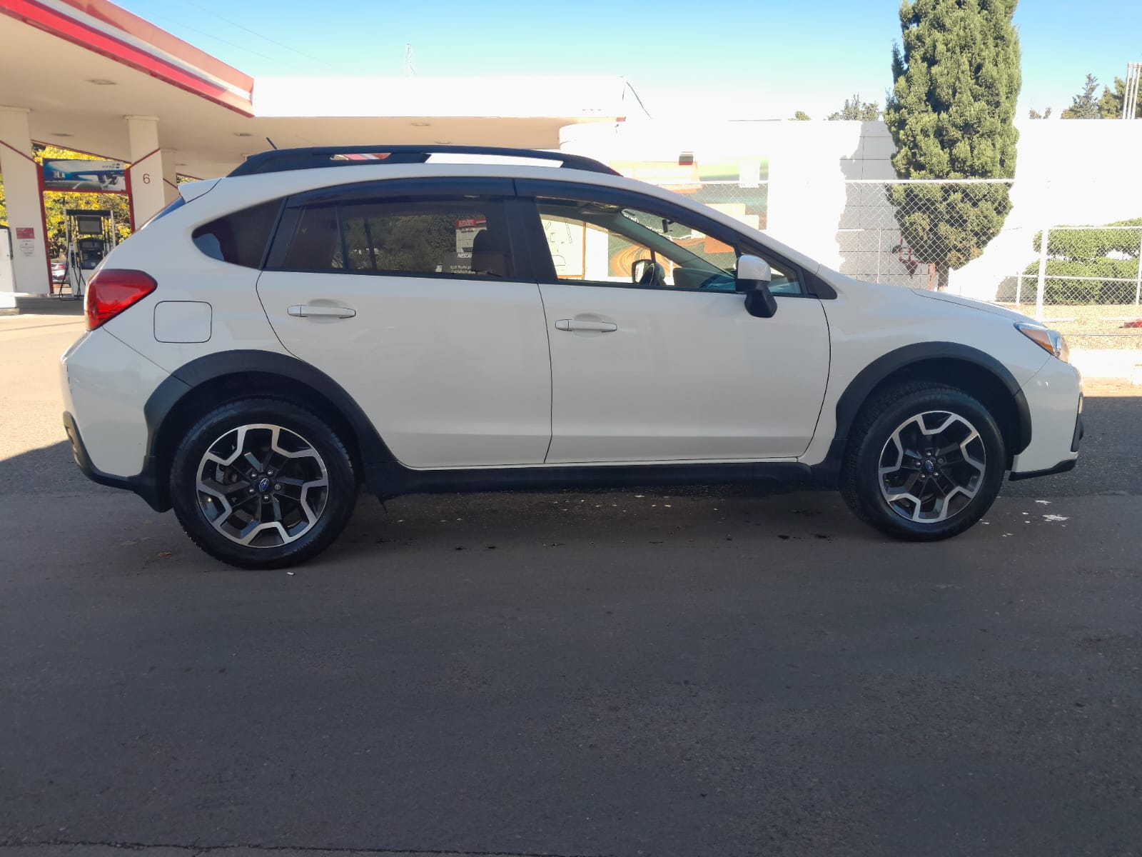 SUBARU Crosstrek