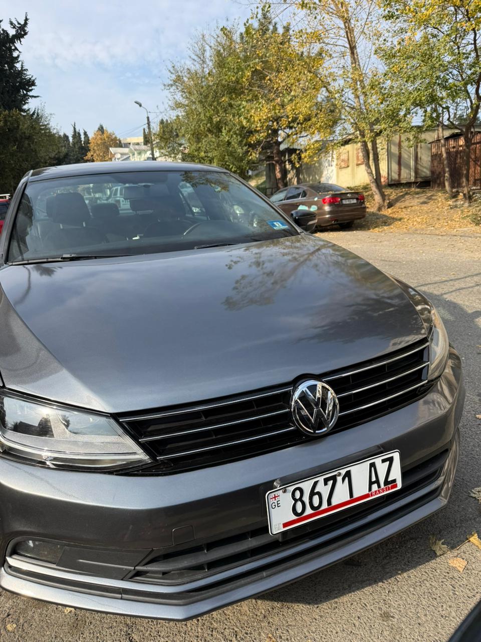 VOLKSWAGEN Jetta