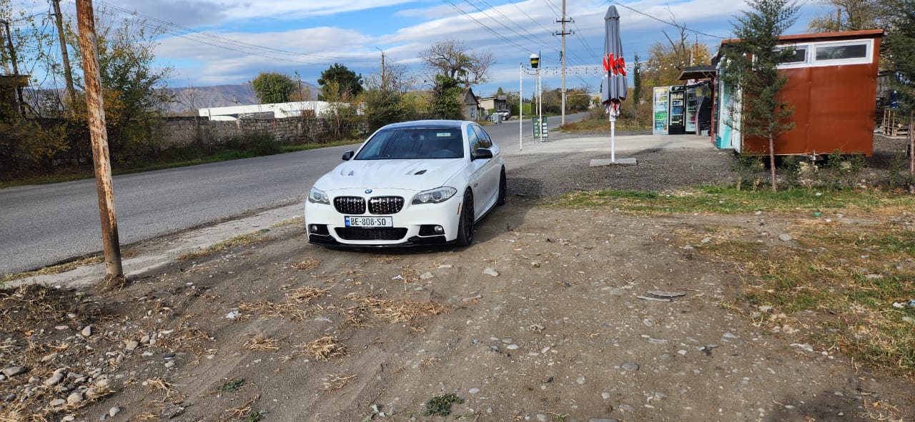 BMW 550