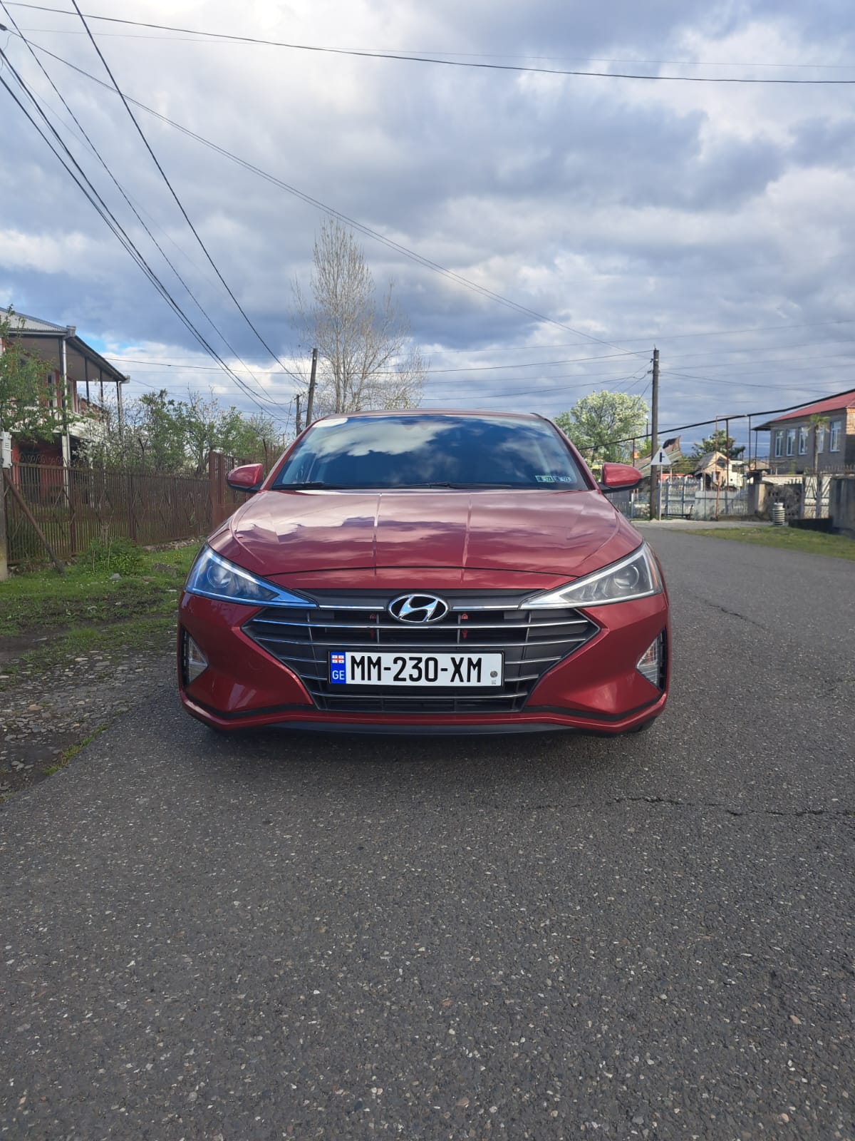 HYUNDAI Elantra