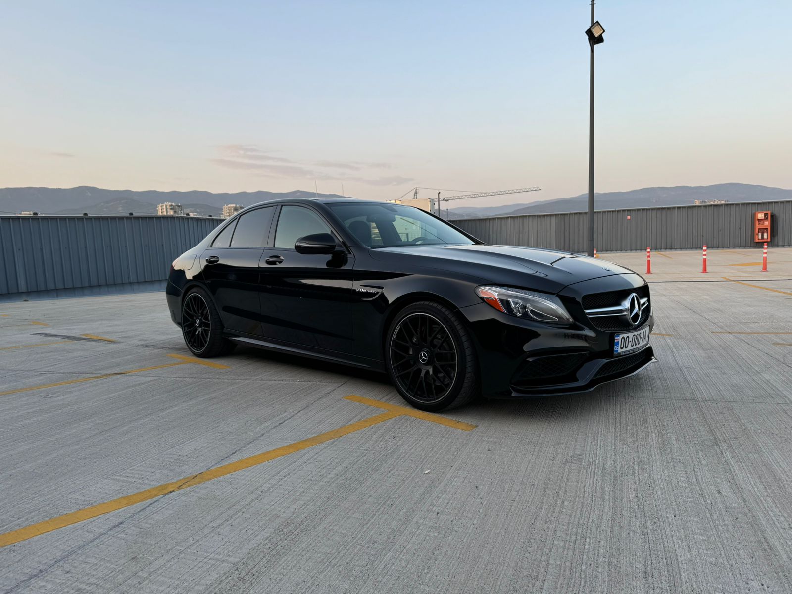 MERCEDES-BENZ C 63 AMG