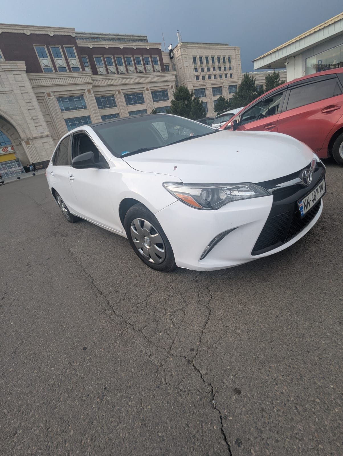 TOYOTA  Camry