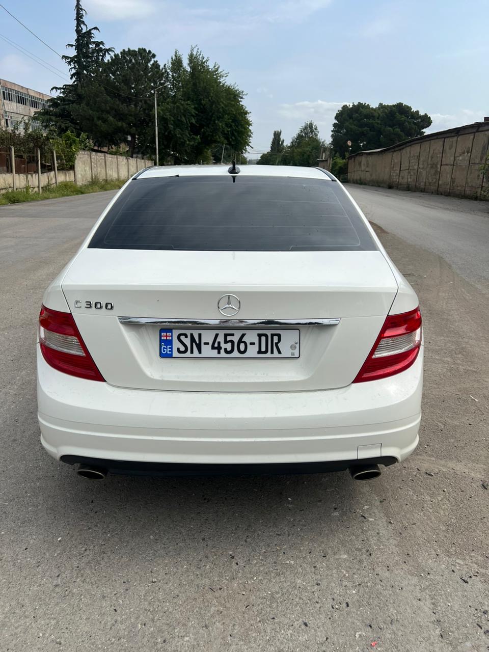 MERCEDES-BENZ C 300