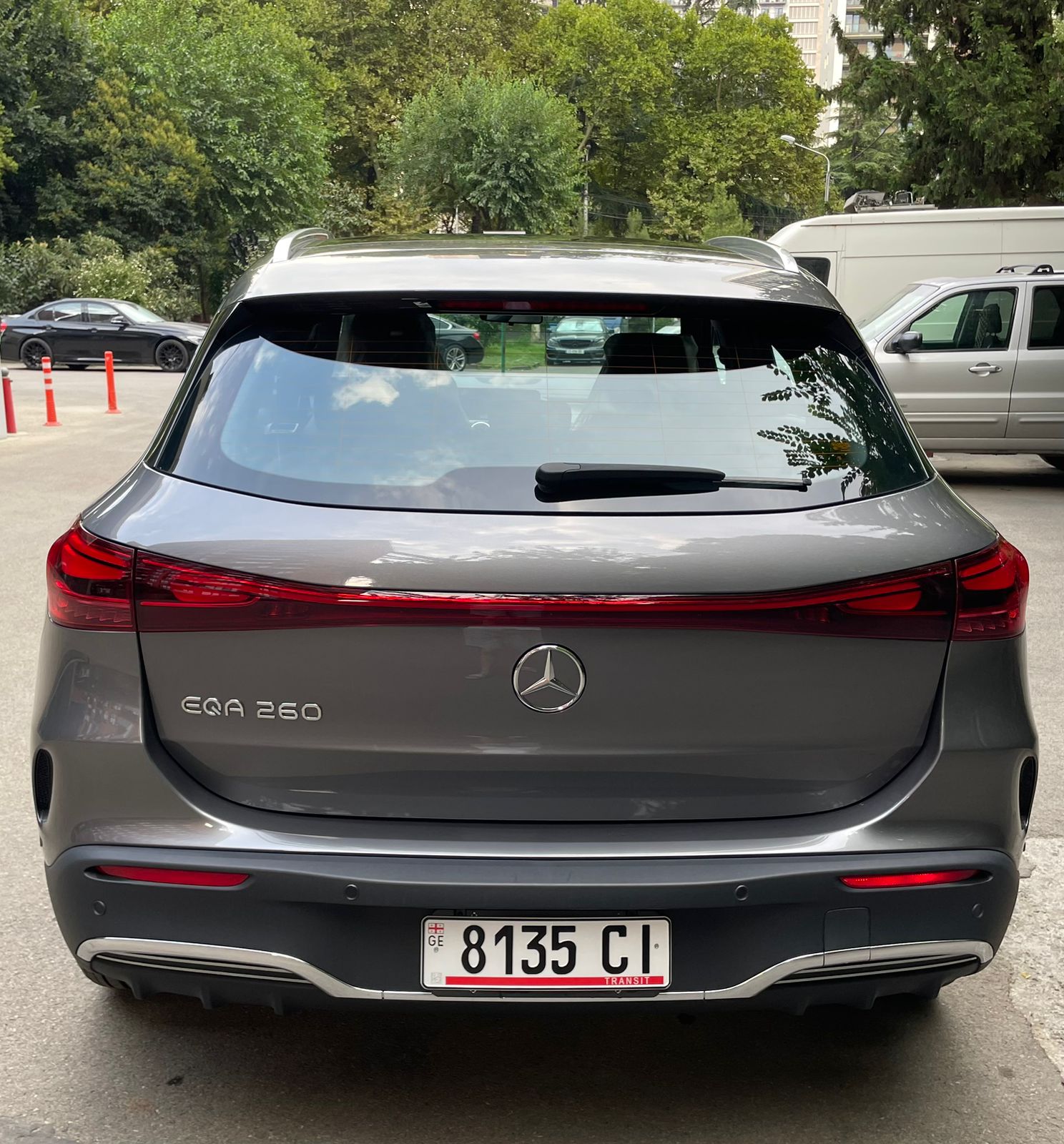 MERCEDES-BENZ EQA 250