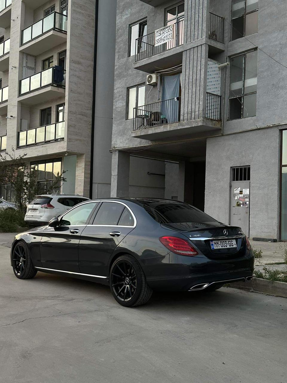 MERCEDES-BENZ C 300