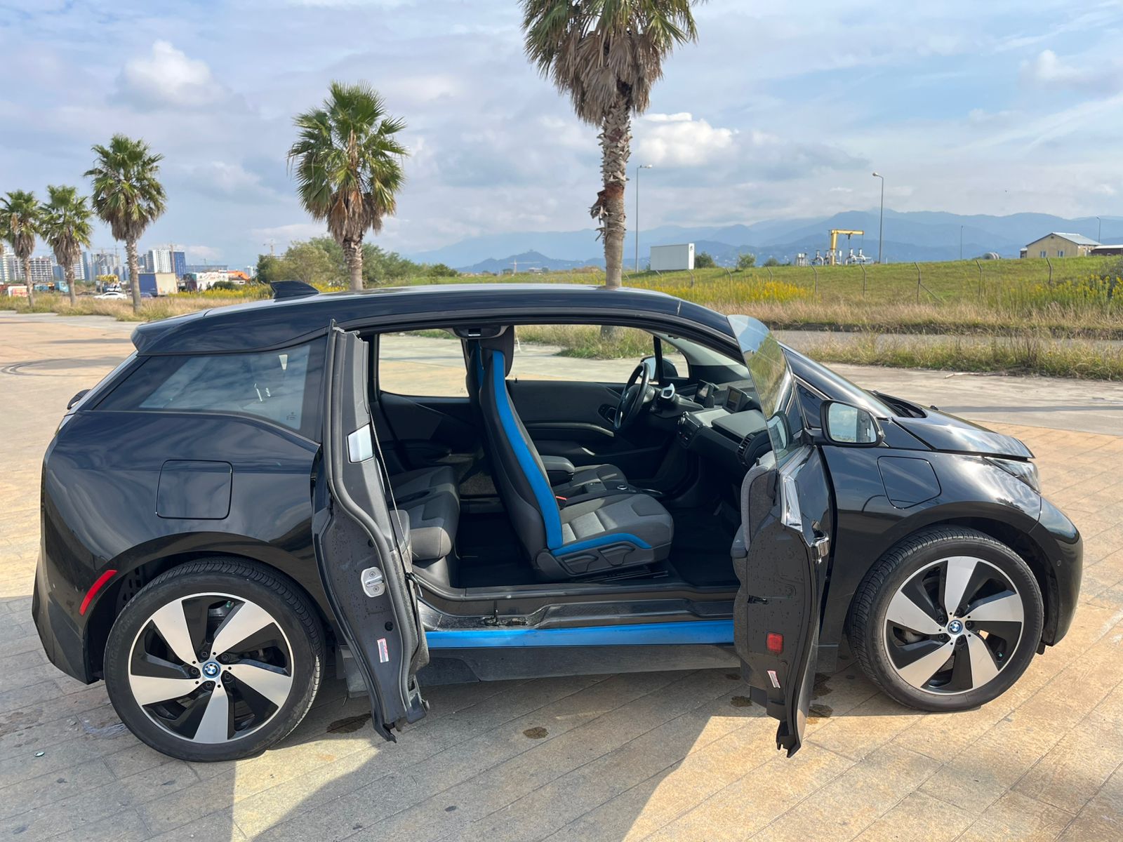 BMW i3