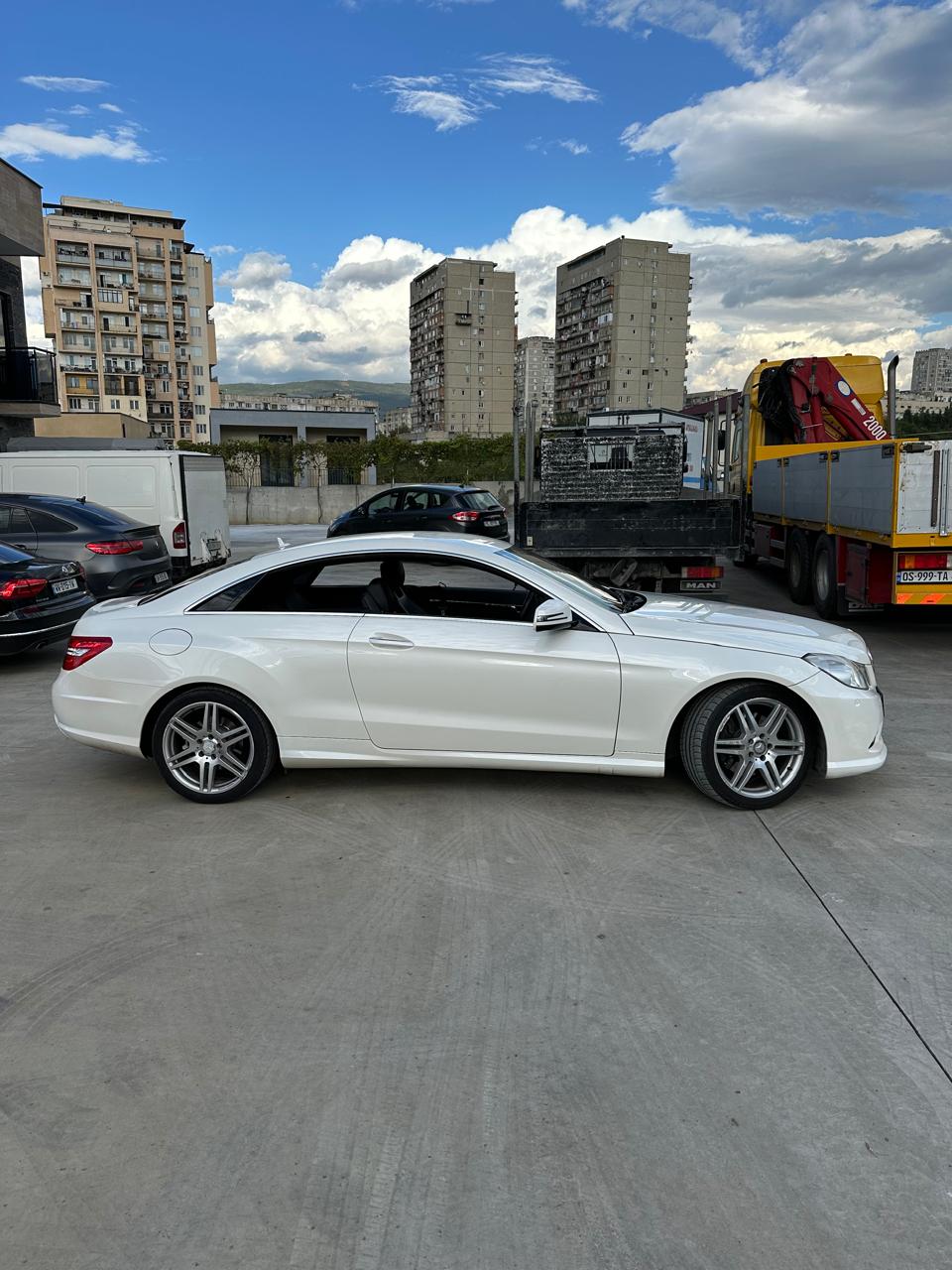 MERCEDES-BENZ E 350