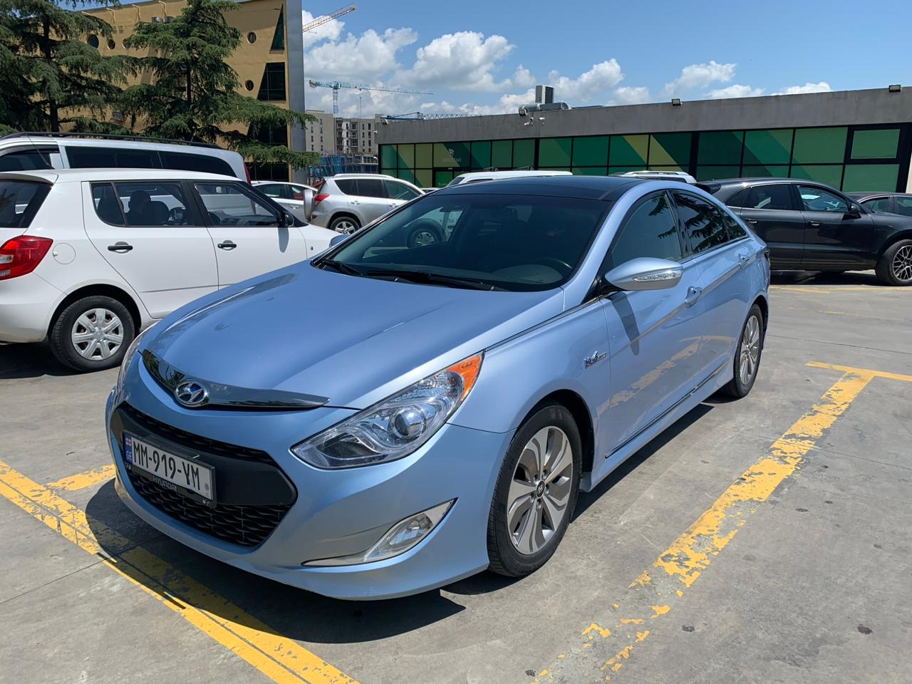 HYUNDAI Sonata