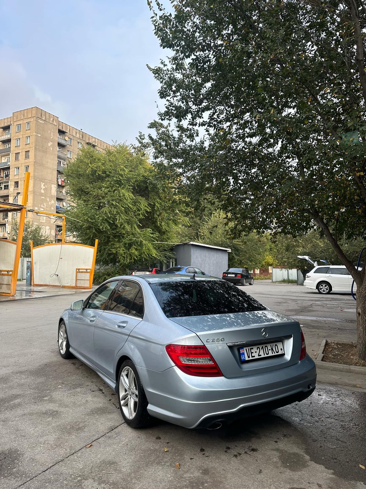 MERCEDES-BENZ C 250