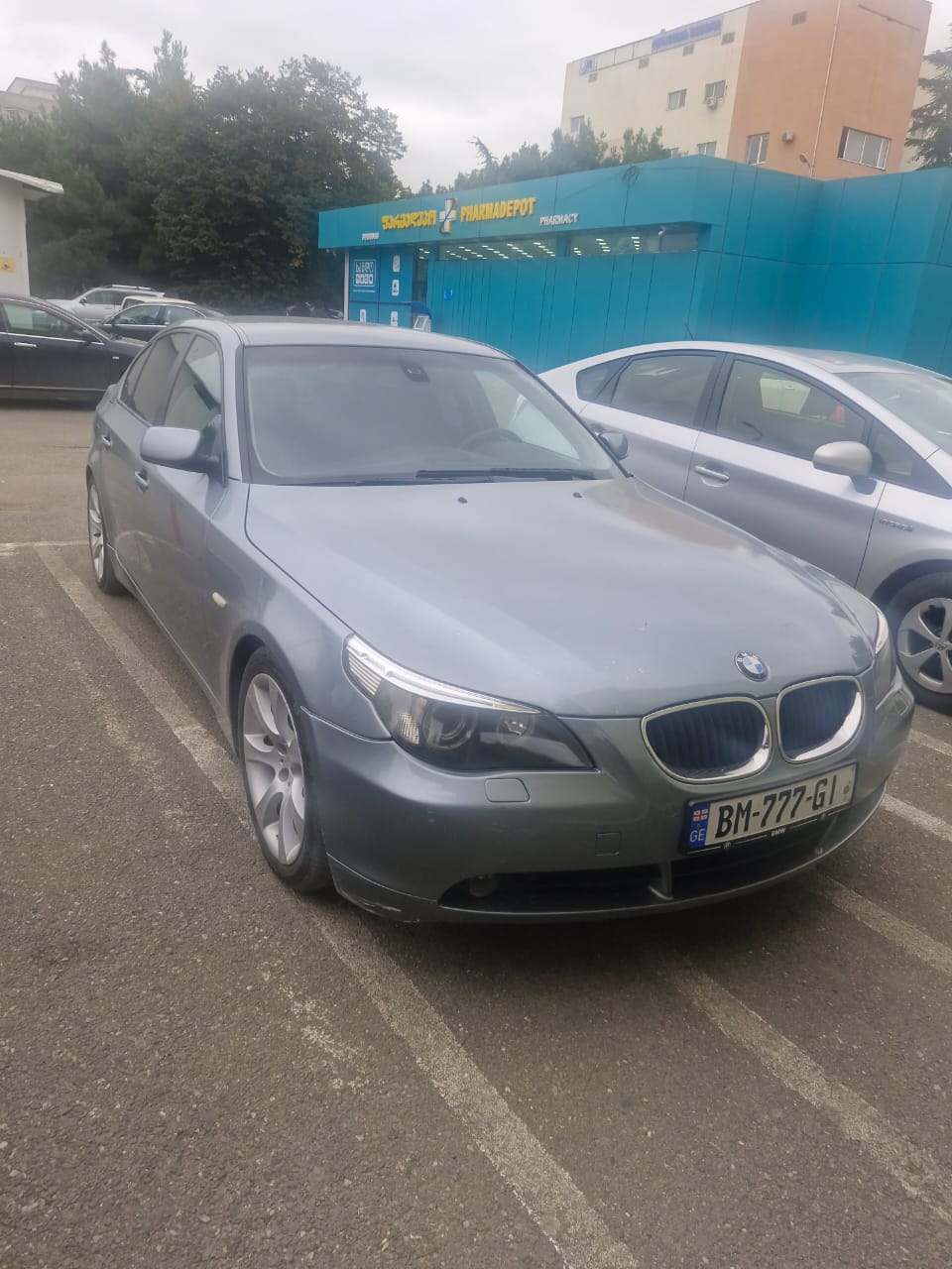 BMW 530