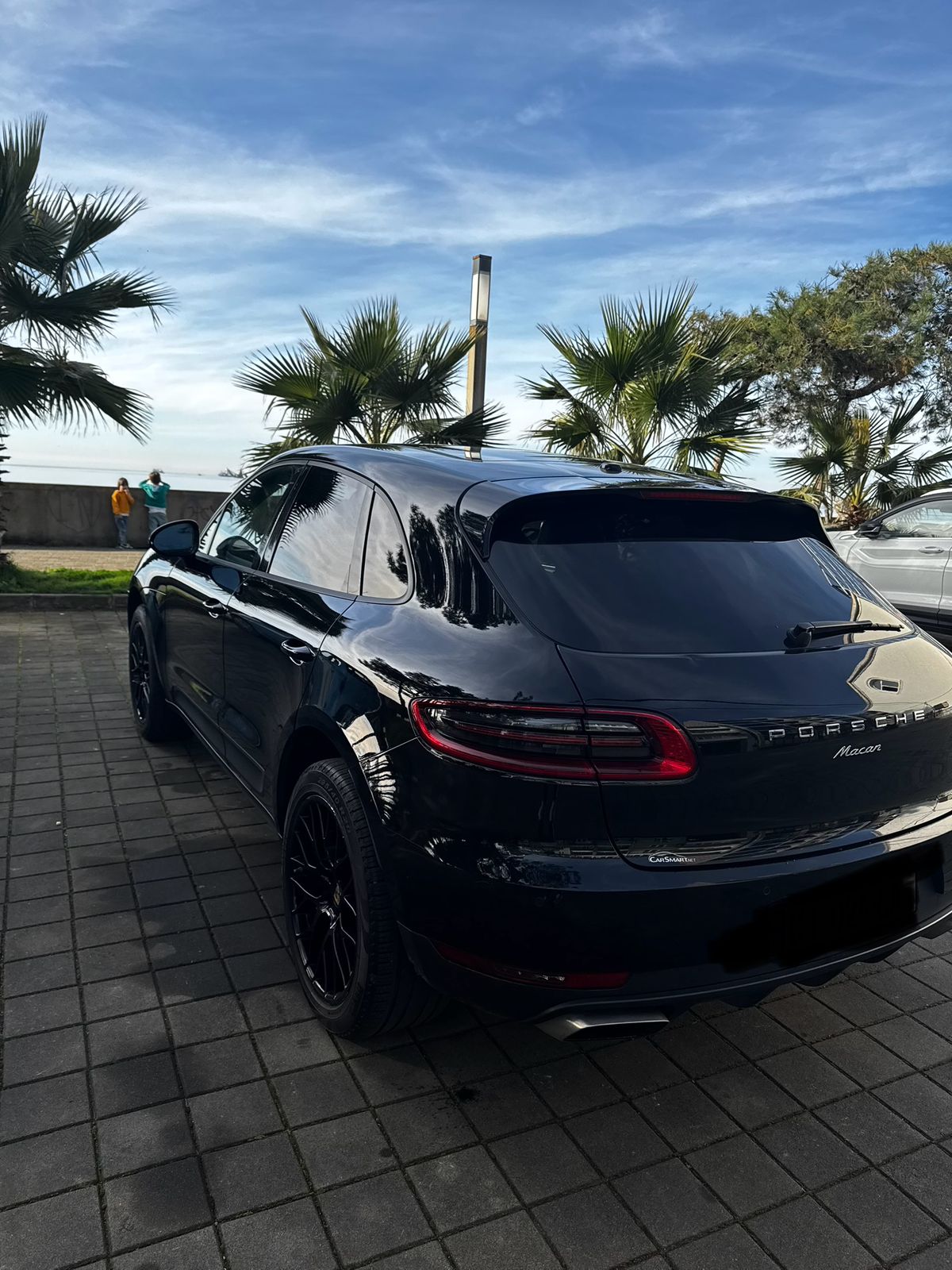PORSCHE macan