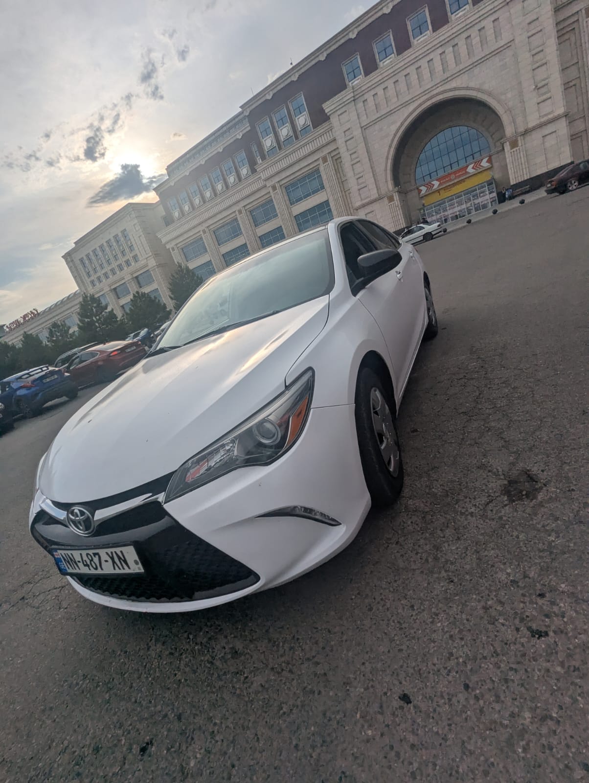 TOYOTA  Camry