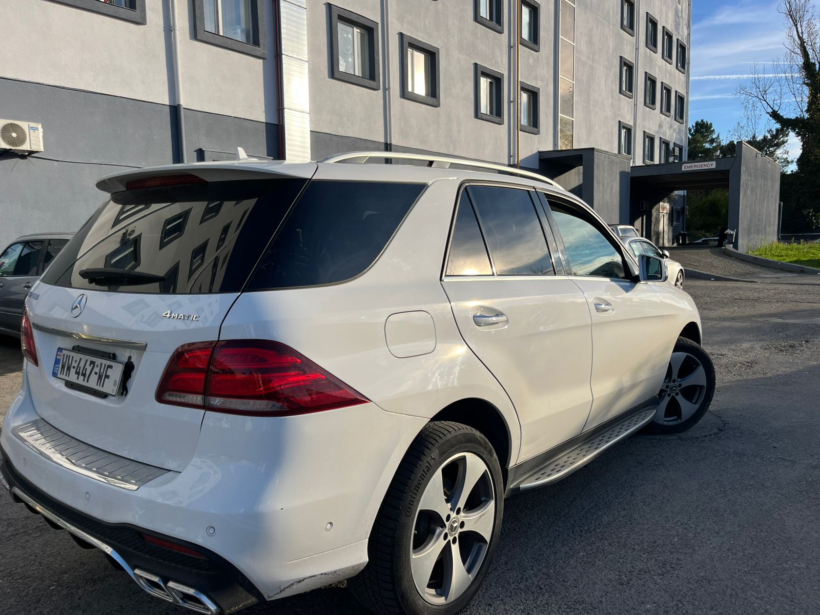MERCEDES-BENZ GLE 400