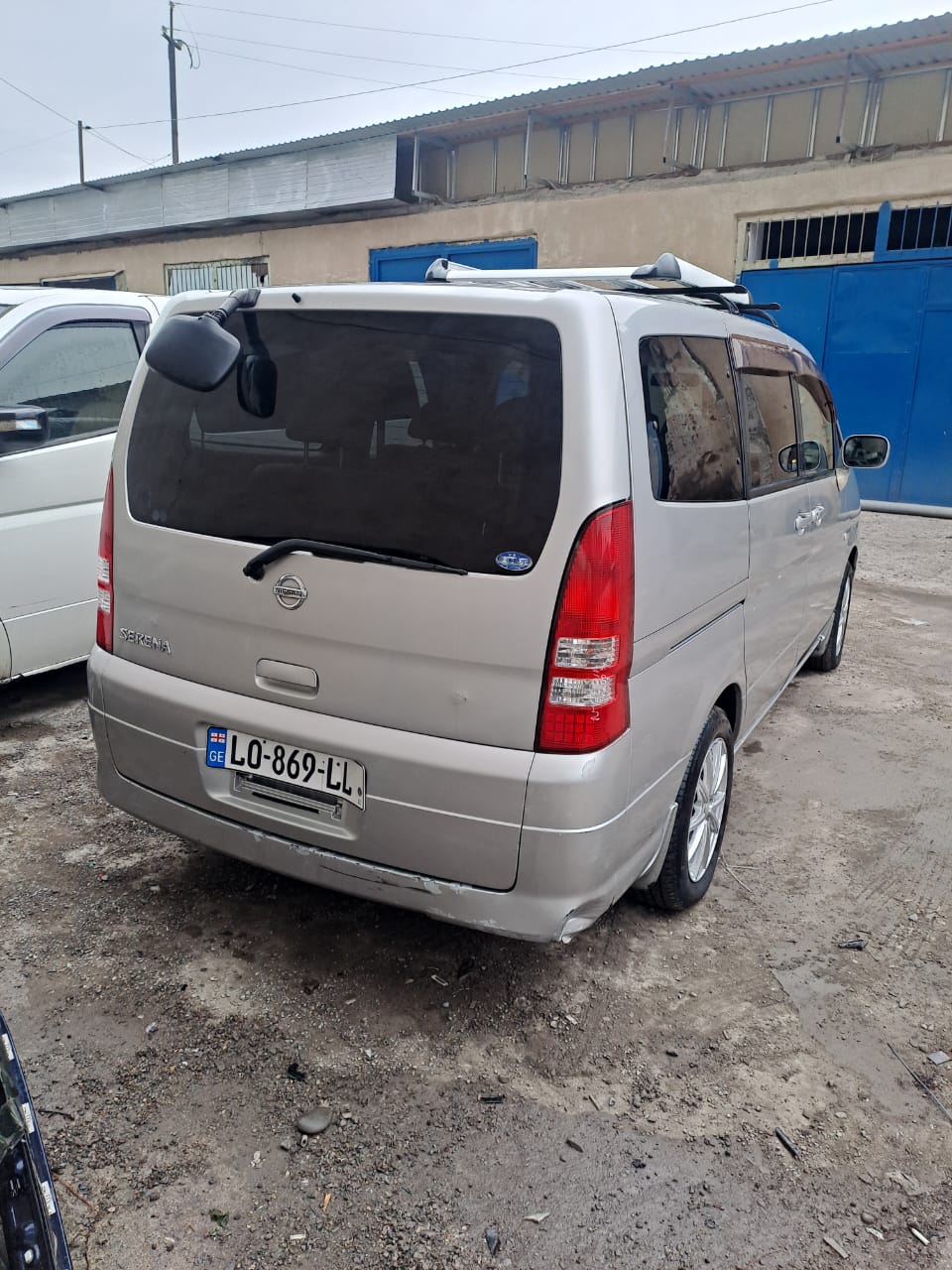 NISSAN Serena