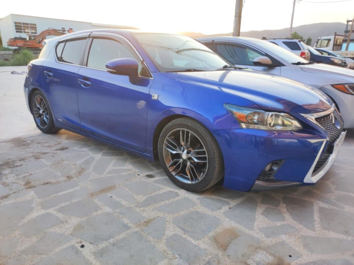 LEXUS CT 200h