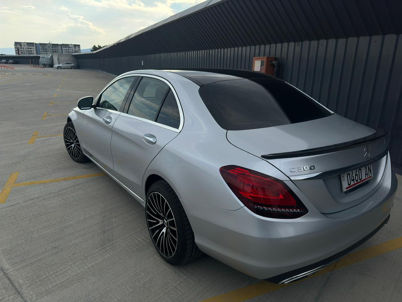 MERCEDES-BENZ C 300