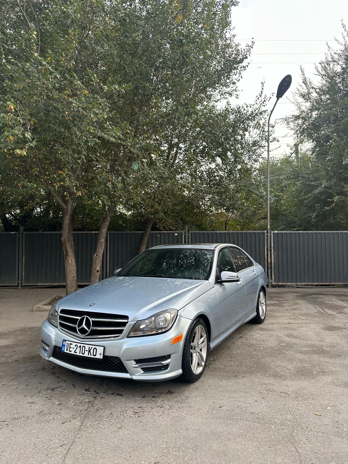 MERCEDES-BENZ C 250