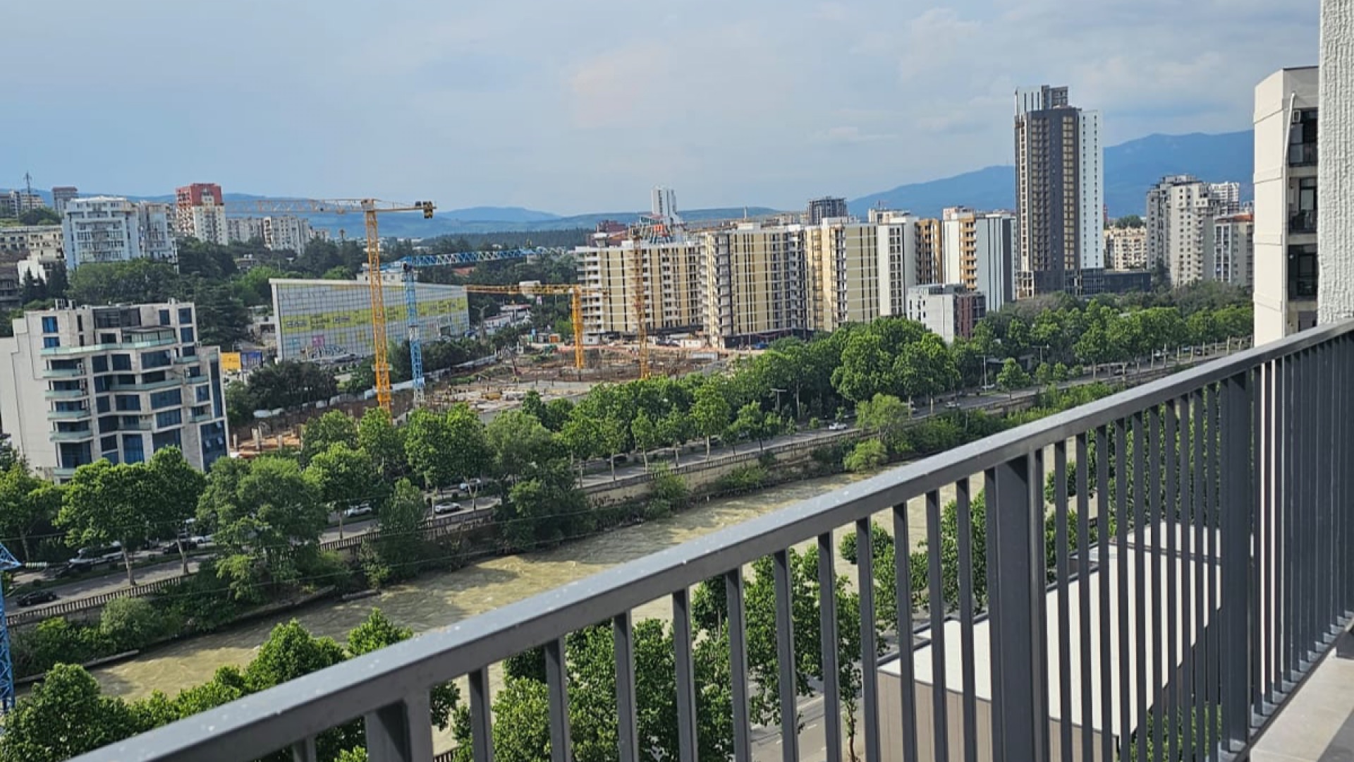 თბილისი