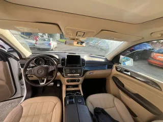 MERCEDES-BENZ GLE 400-thumb