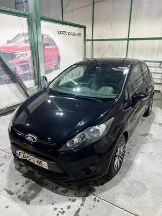 FORD Fiesta-thumb