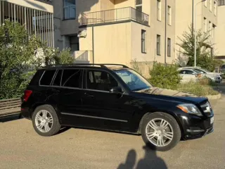 MERCEDES-BENZ GLK 350-thumb