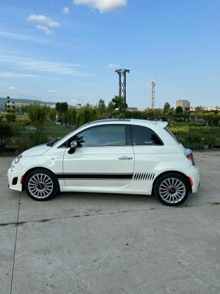 FIAT 500-thumb