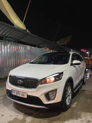 KIA Sorento-thumb