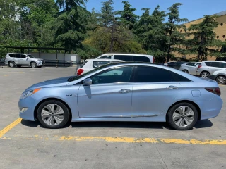 HYUNDAI Sonata-thumb