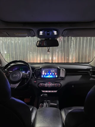 KIA Sorento-thumb