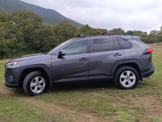 TOYOTA  RAV 4-thumb