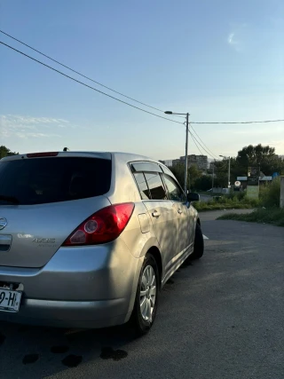 NISSAN Tiida-thumb