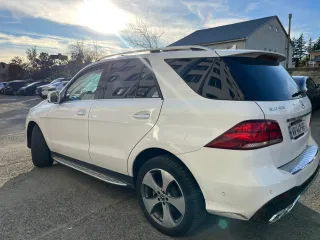 MERCEDES-BENZ GLE 400-thumb