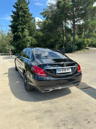 MERCEDES-BENZ C 300-thumb