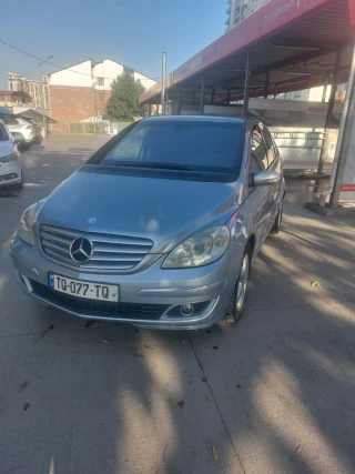 MERCEDES-BENZ A 180-thumb