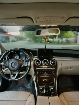 MERCEDES-BENZ C 300-thumb