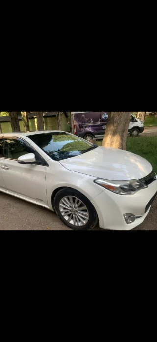 TOYOTA  Avalon-thumb