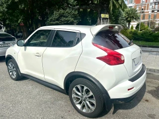 NISSAN Juke-thumb