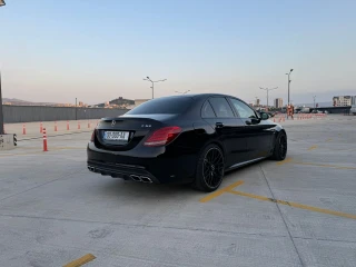 MERCEDES-BENZ C 63 AMG-thumb