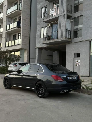 MERCEDES-BENZ C 300-thumb