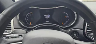 JEEP Grand Cherokee-thumb