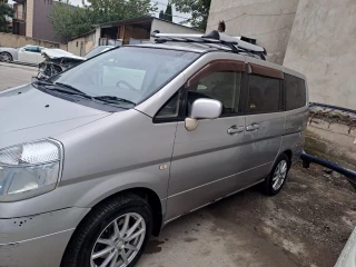 NISSAN Serena-thumb